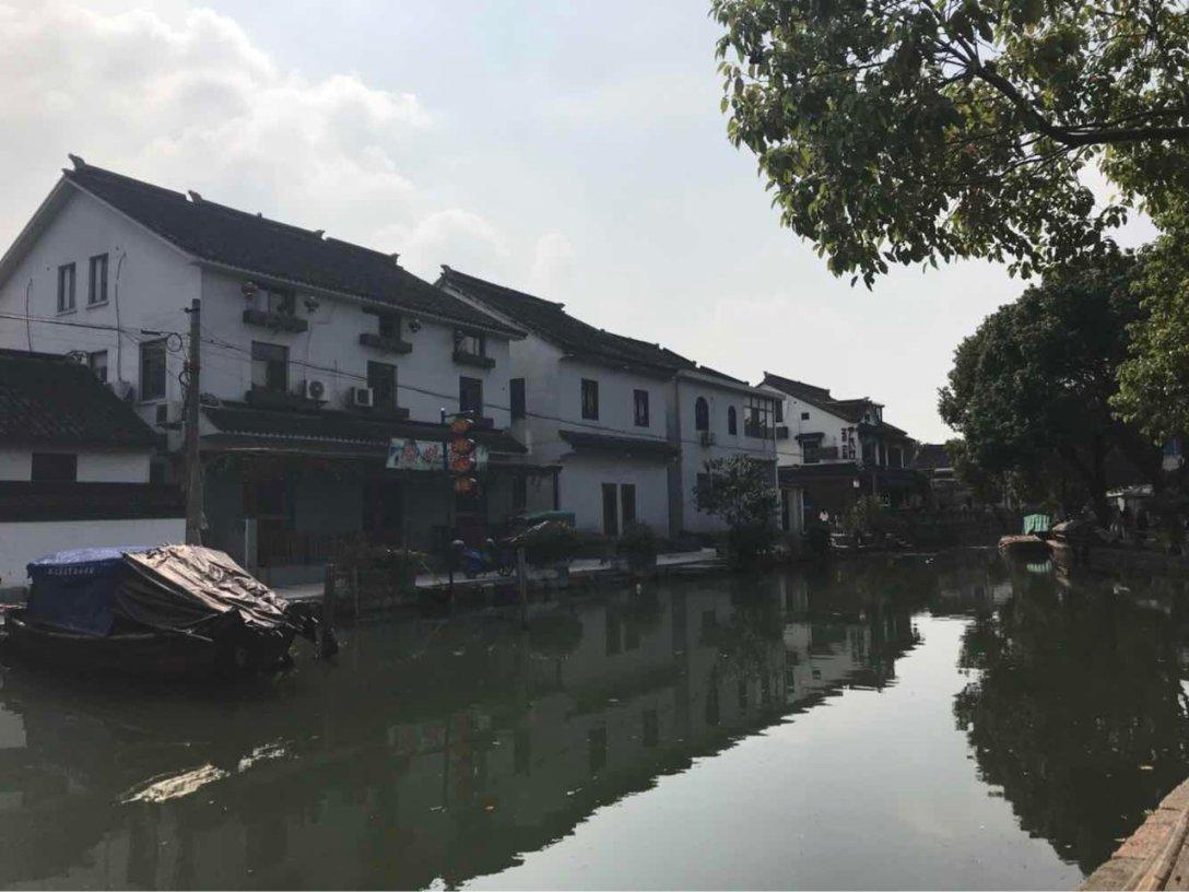 人在年轻时幸福多还是在年老时幸福多？游戏画面